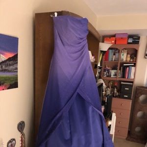 Gorgeous purple strapless prom dress, sz. 7/8